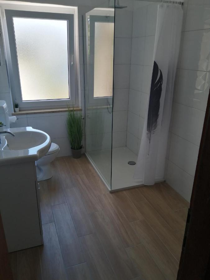 Villa Salvia Rooms And Apartments โรวีน ภายนอก รูปภาพ