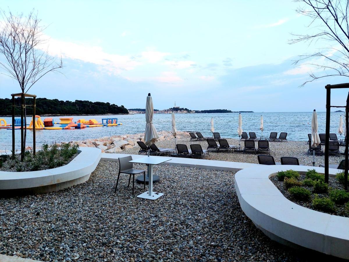 Villa Salvia Rooms And Apartments โรวีน ภายนอก รูปภาพ