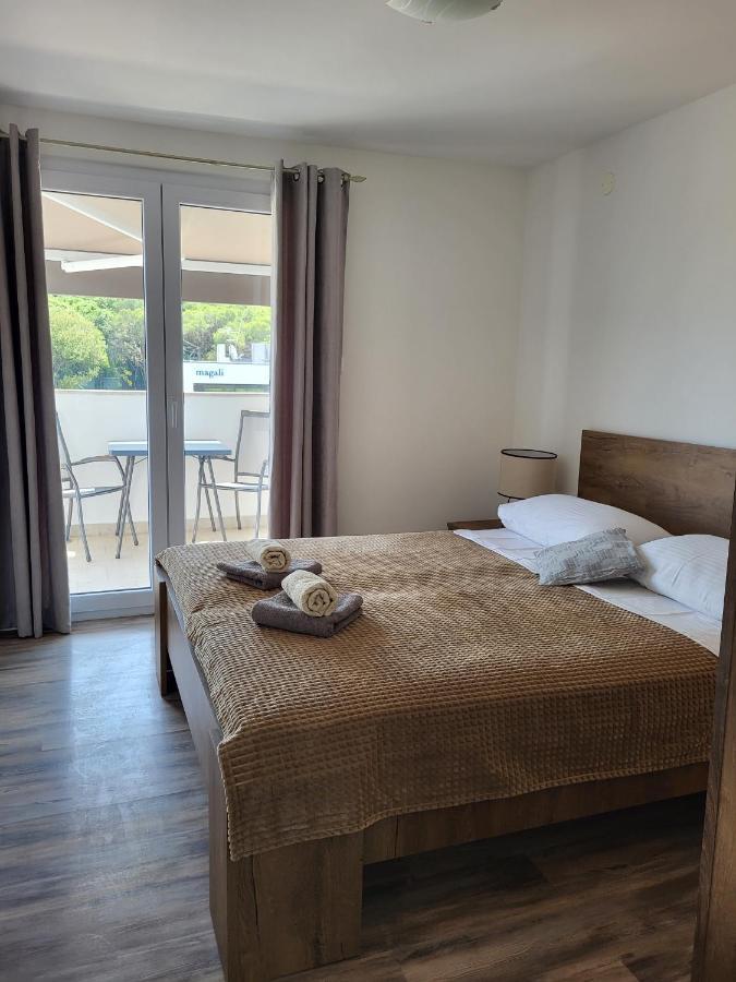 Villa Salvia Rooms And Apartments โรวีน ภายนอก รูปภาพ
